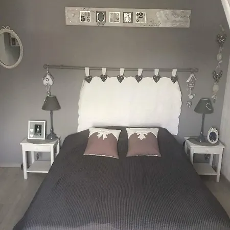 Cosy Maison 3 Chambres Honfleur Jardin, Parking Prive Et Jacuzzi Exterior photo